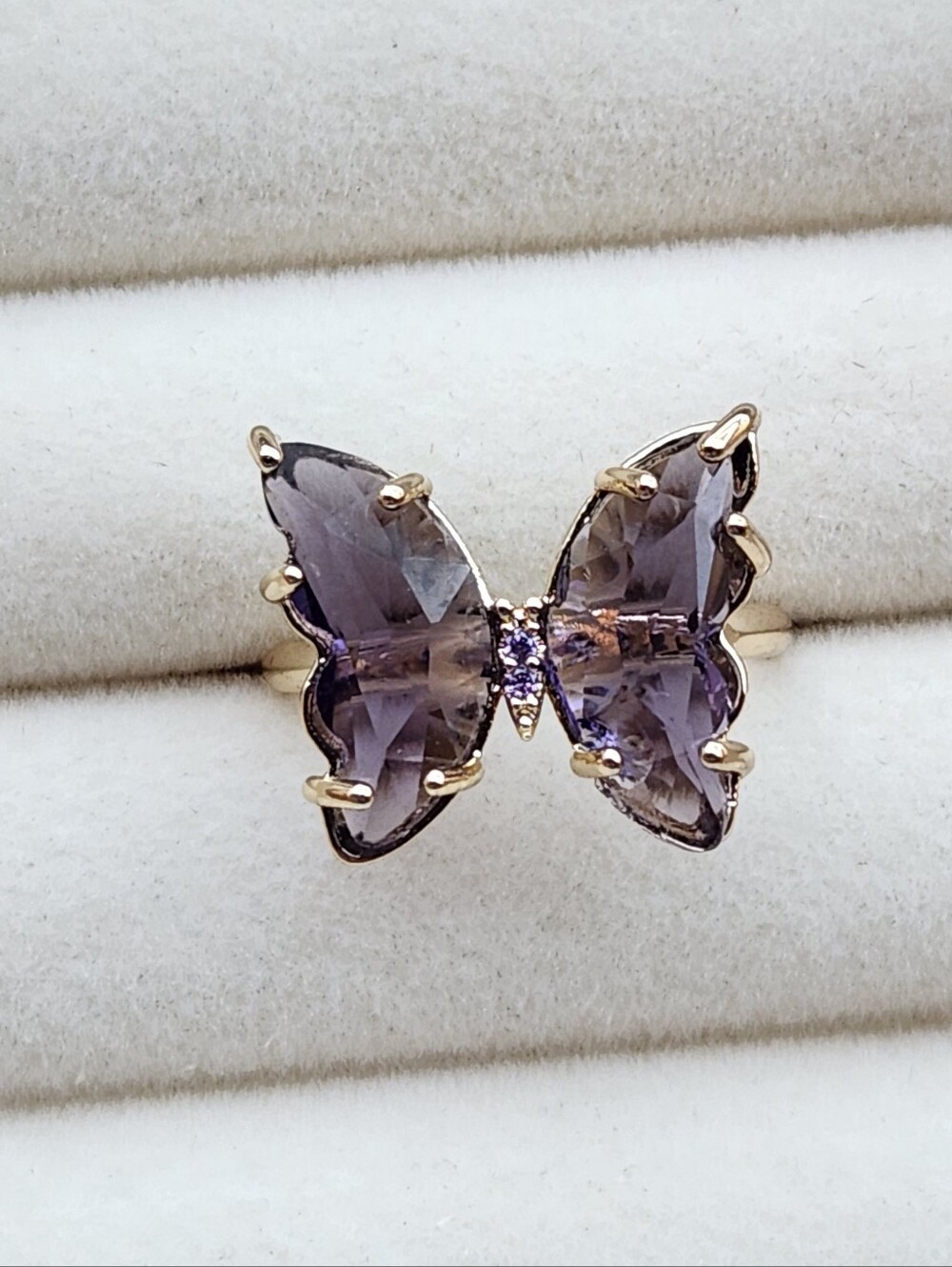 Purple Crystal Butterfly Statement Ring Gold Tone NWOT - Picture 2 of 5